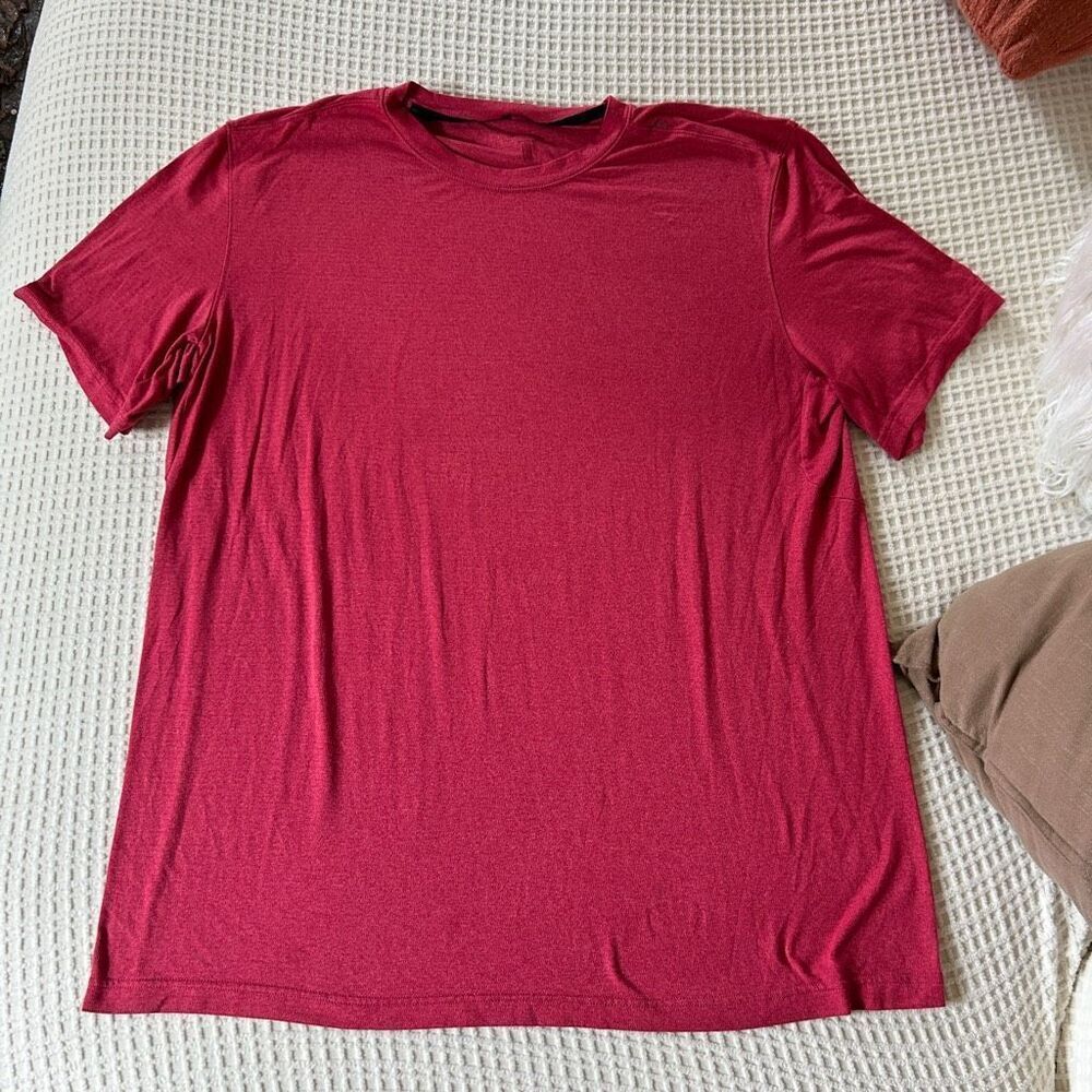 Lululemon Metal Vent Tech Short Sleeve XL Red